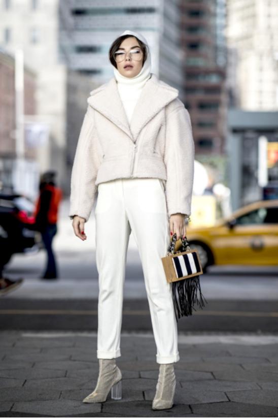 今年流行奶油风穿搭,秋冬奶油色穿搭