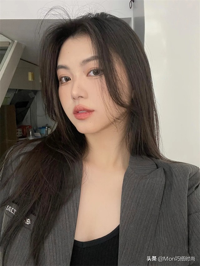 帮你设计你的脸型适合什么发型,发型2020流行发型修饰脸型