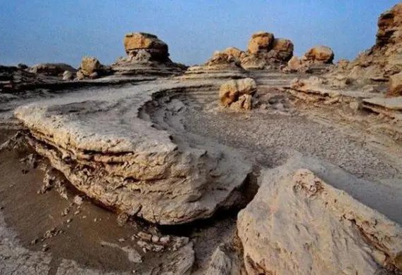 中国“死海”复活了？凭空出现大量水资源，它是怎么来的呢？