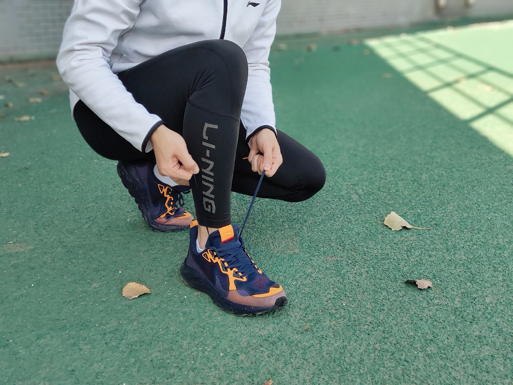 防雨雪运动鞋李宁,李宁无惧风雨