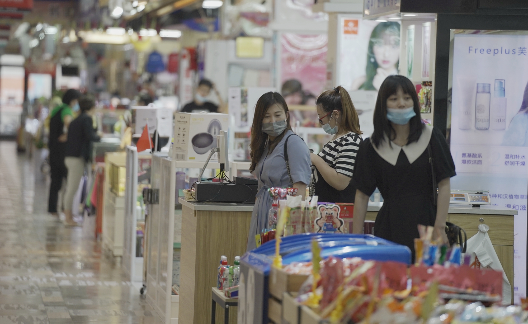 威海市韩国商品交易中心在哪,威海韩国商品交易中心是纯进口么