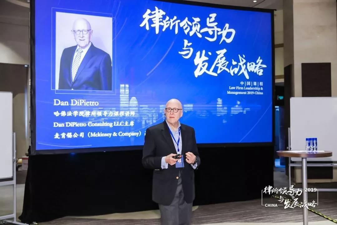 律师怎么一步步成长,律师从此走上了人生巅峰