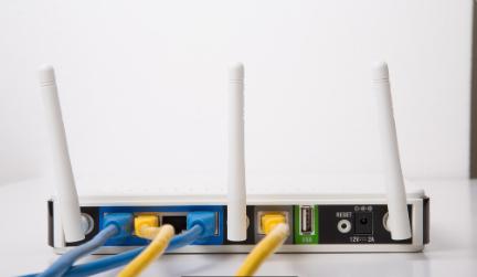 路由器经常得重启要不然网速就慢,重启路由器和重启wifi一样吗