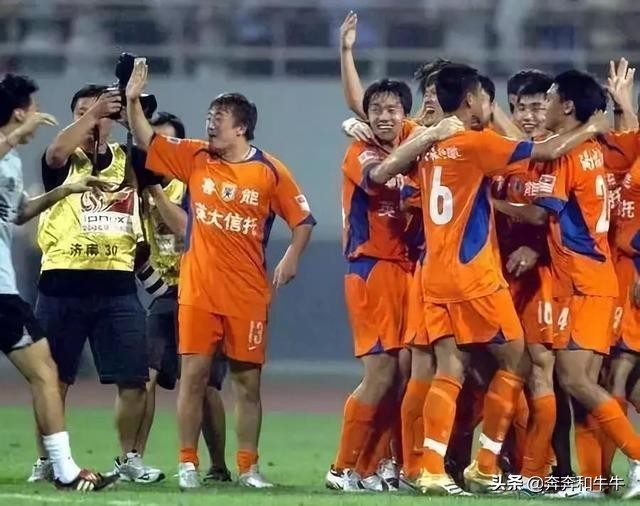 1999年带领山东鲁能泰山夺得双冠,99年鲁能泰山双冠王之路