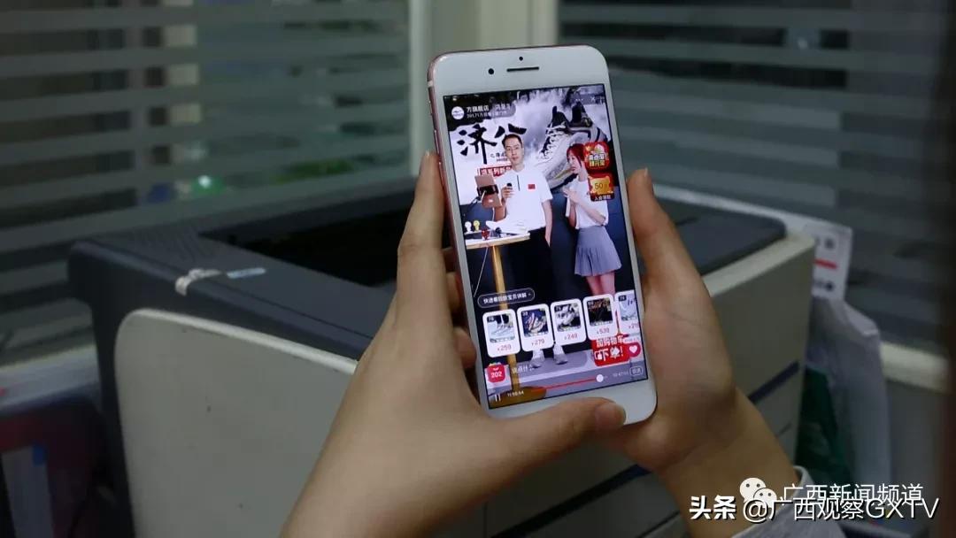 鸿星尔克捐款后的业绩,鸿星尔克南宁专卖店在哪儿