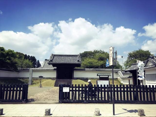 原先在贵族圈生存的教育，为何江户时代寺子屋潜力爆发？