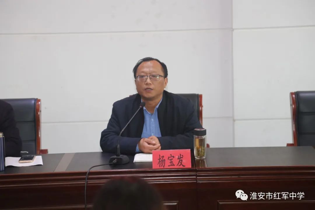 周恩来红军中学举办市“融学课堂”教学观摩研讨活动