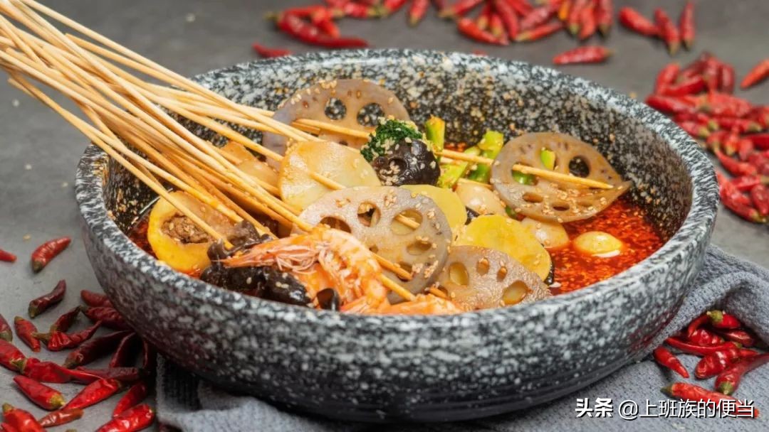 超简单的冷锅串串的做法,冷锅串串的家常做法及配方