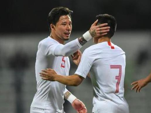 国足队长第1次爆料，世界杯冠军里皮辞职有先兆，3次踢坏恒大之门