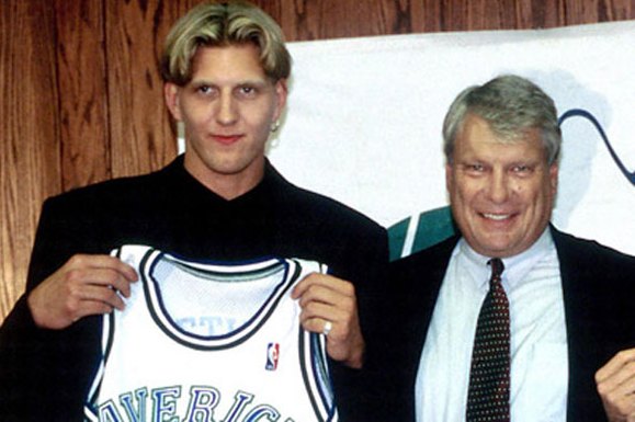 一人一城曼巴精神,一人一城诺维斯基纪录片