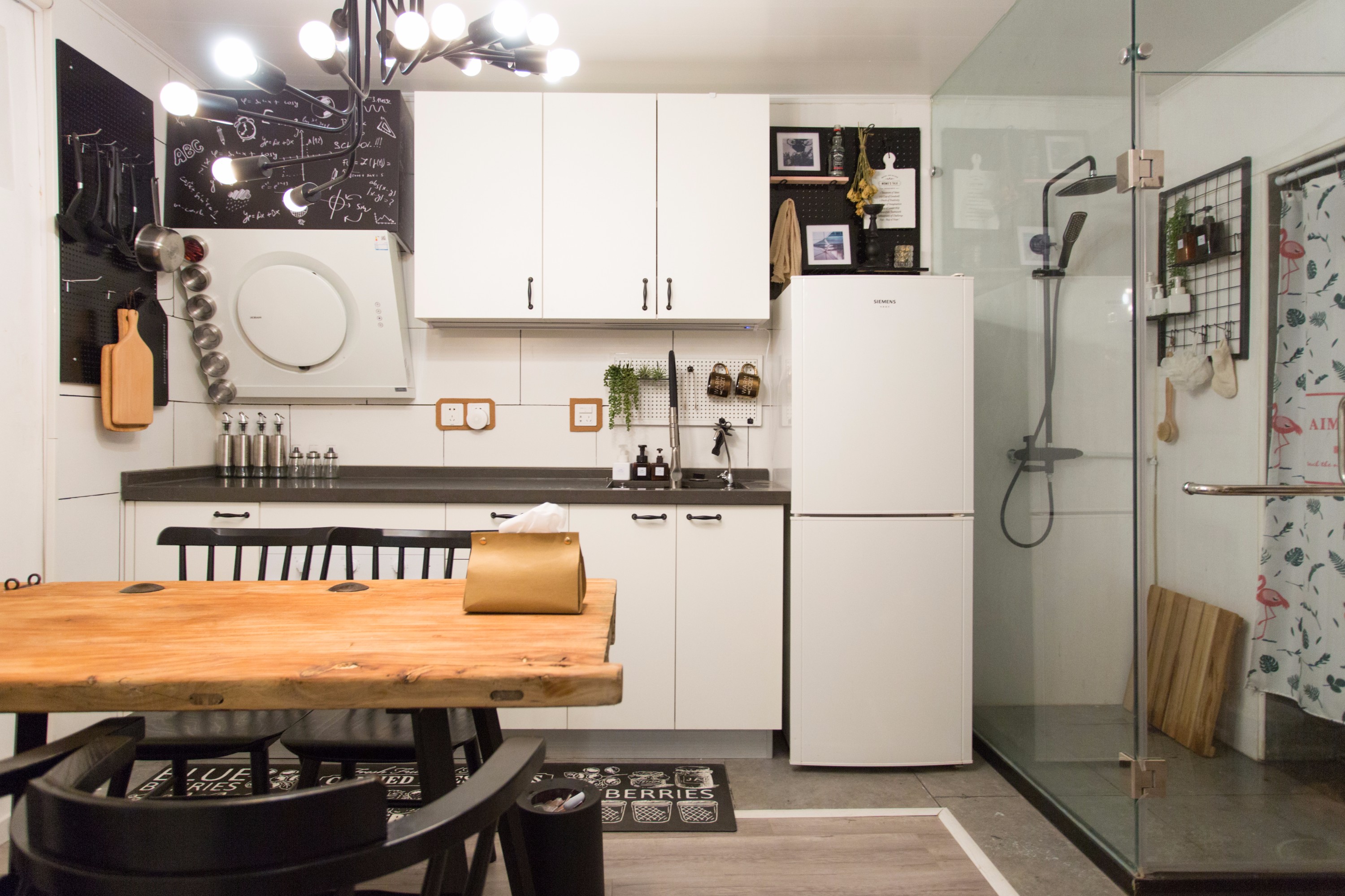 十字对开冰箱为什么容量都比较小,家用十字对开门冰箱一般买多大的