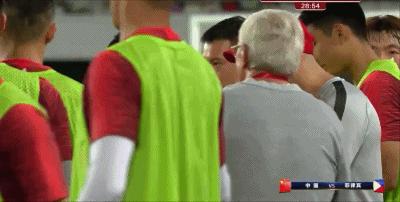 国足2-0胜菲律宾精彩瞬间,对阵菲律宾的比赛