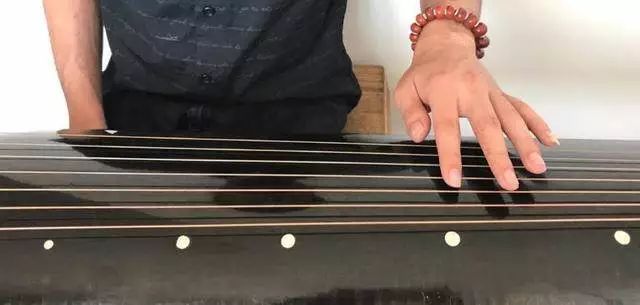 龚一古琴入门指法第1讲,古琴入门指法表