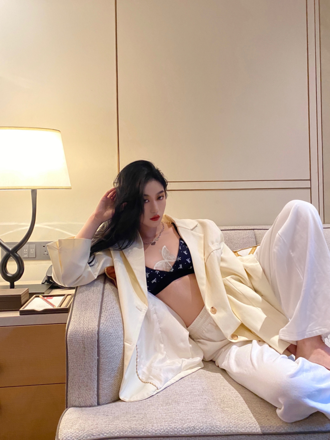 宅家拍照大片氛围感p图,宅家怎么拍比较酷的照片