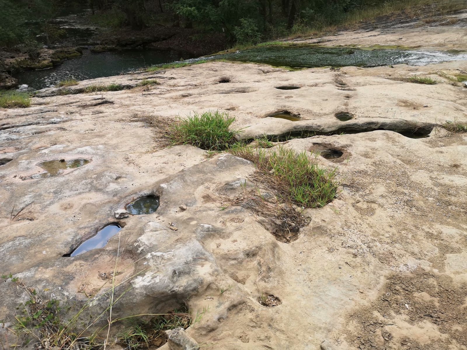 摩托骑行附近好玩的地方,摩托圈附近的旅游景点