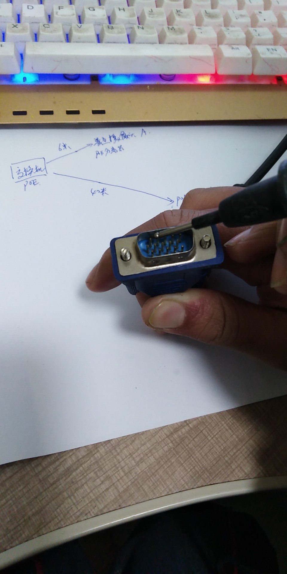 vga线剪断用什么线接长,vga线太长无信号什么原因