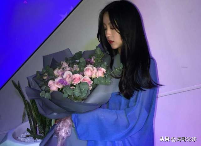 国足太太团现状,国足太太团急不可耐