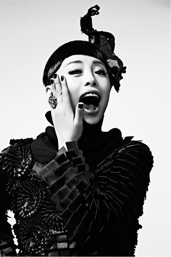 黄绮珊最巅峰现场,黄绮珊揭面大反差