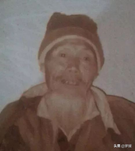 烈士的荣光！罗援洒泪：他们是败仗中的勇士，勿使英雄流血又流泪