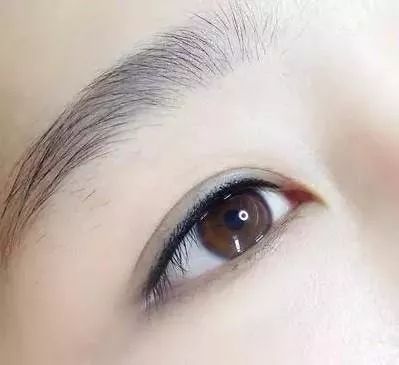 关于美瞳,美瞳线常见问题解析