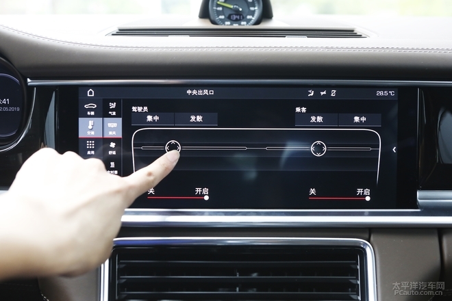 保时捷panamera混动深度测试 (全新保时捷panamera4s 2.9t试驾感受)