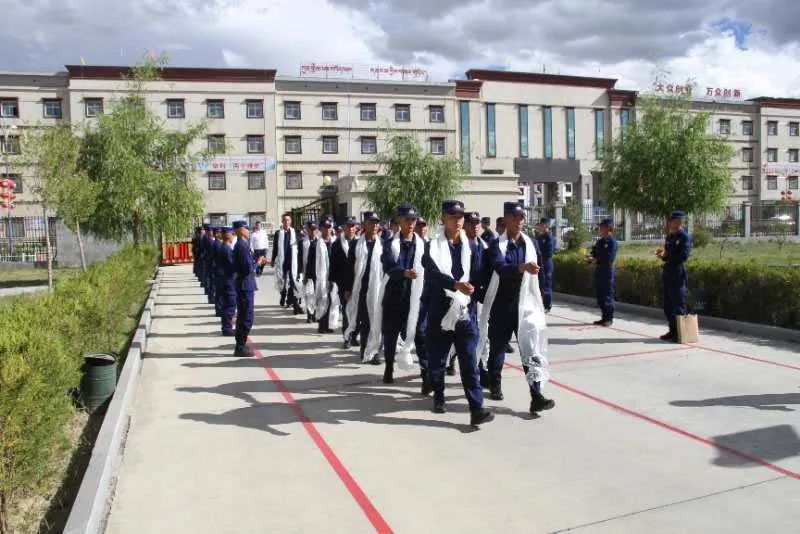 乘风破浪再出发的意思 (乘风破浪再出发怎么唱)