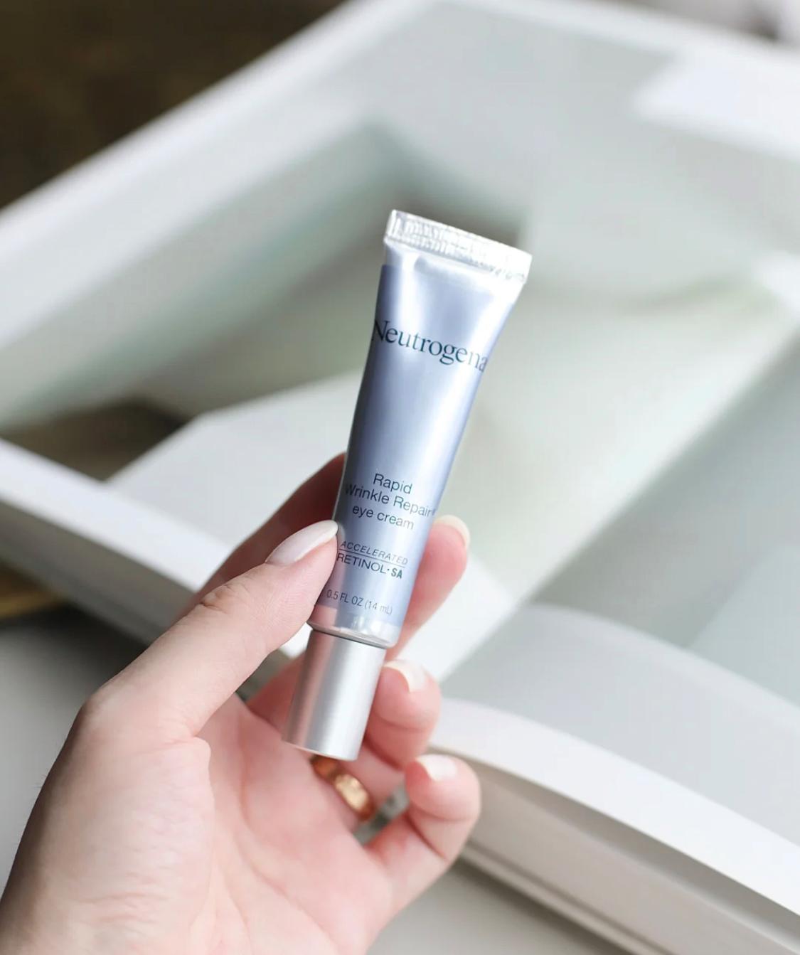 十大公认的便宜又好用的眼霜推荐,眼霜哪个牌子效果好平价又好用