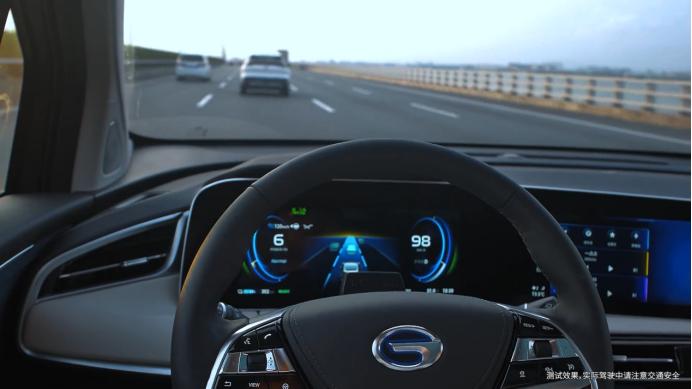 特斯拉l3安全性怎么样,特斯拉的bug被修复了