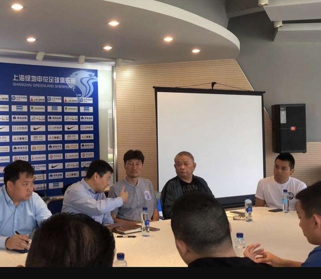 朱俊哪年解散申花青训,绿地接手申花到底带来了什么