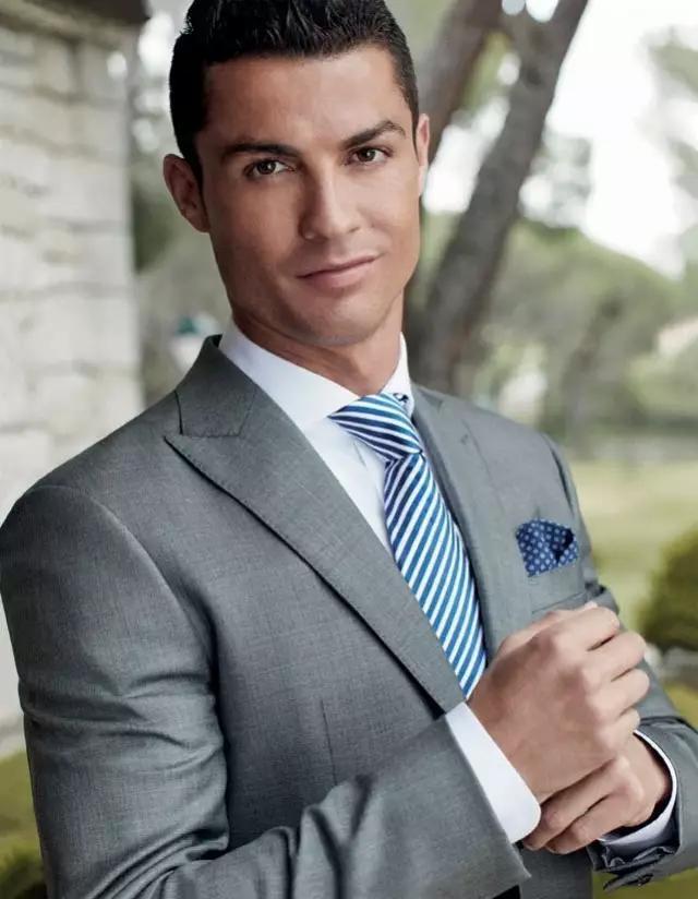 足坛西装暴徒,哈兰德西装暴徒