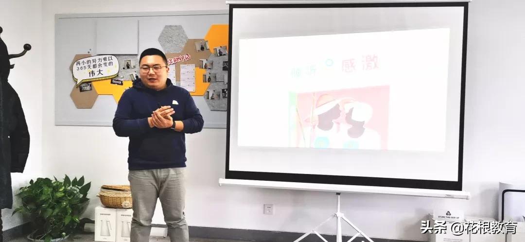 国庆期间玩着学:PBL批判式阅读写作训练营——飞天梦