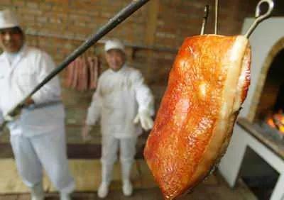 驴肉比烤鸭还传统的老北京美食,天福号炉肉正宗吃法