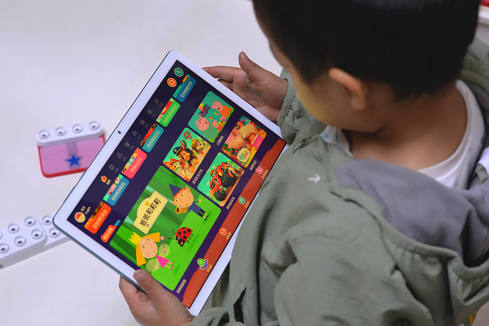 荣耀平板7智能分辨率需要开吗,荣耀平板7游戏实测帧率