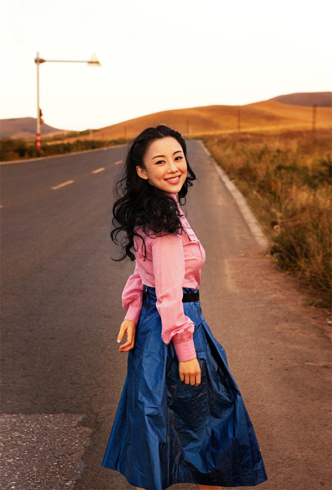 在赛场上为国争光，颜值惊人却感情不顺，潘晓婷如今怎样了？