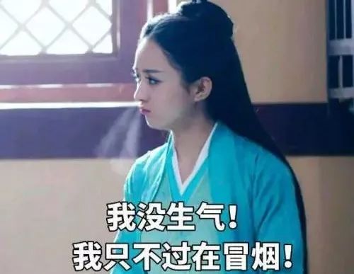 赵丽颖否认自己像杨幂,赵丽颖否认和他谈恋爱