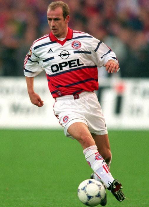 世界十大伟大的足球,世界足坛著名的7号球员