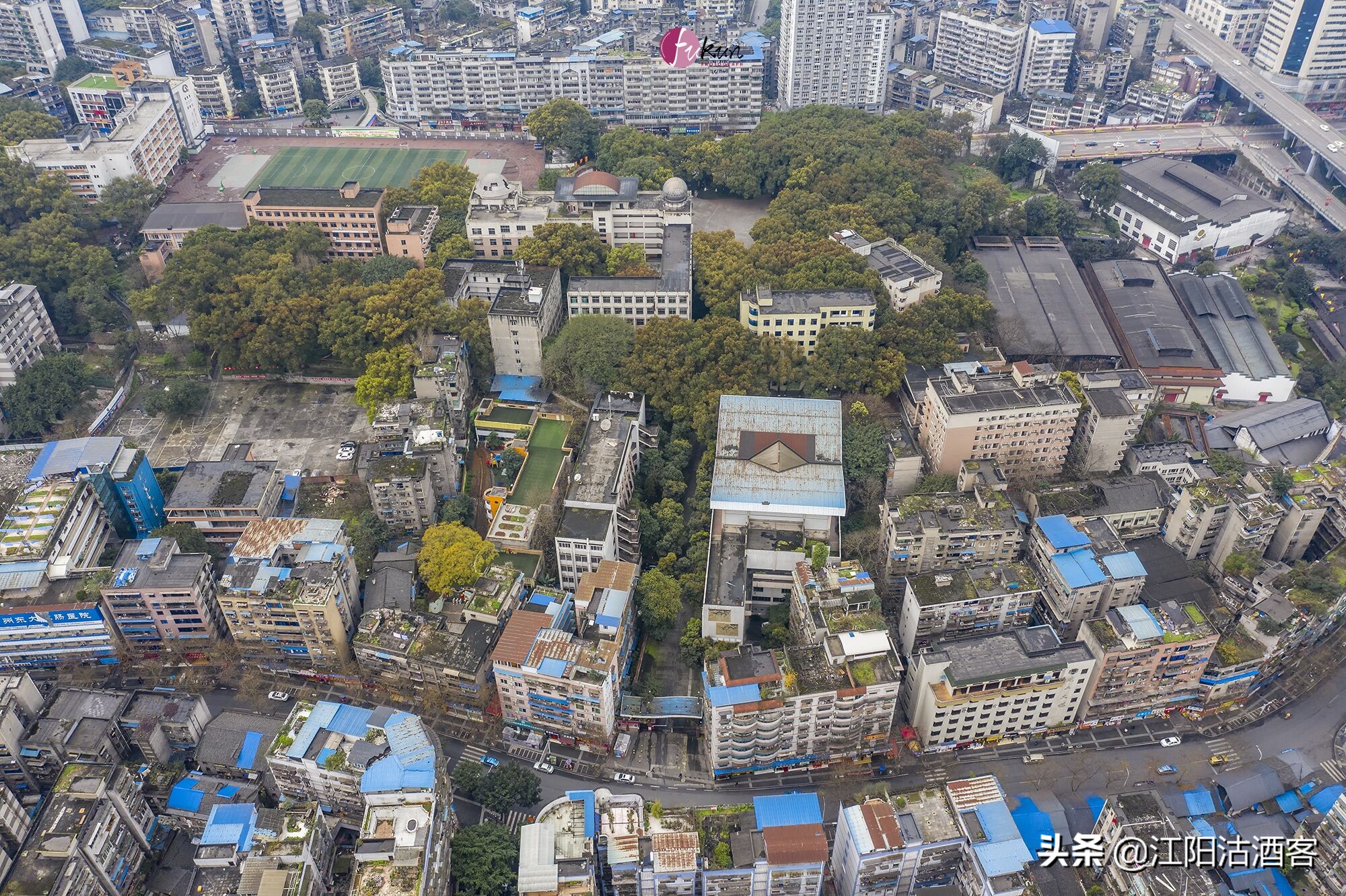 四川泸州百年老二中挥手告别,我们不该遗忘