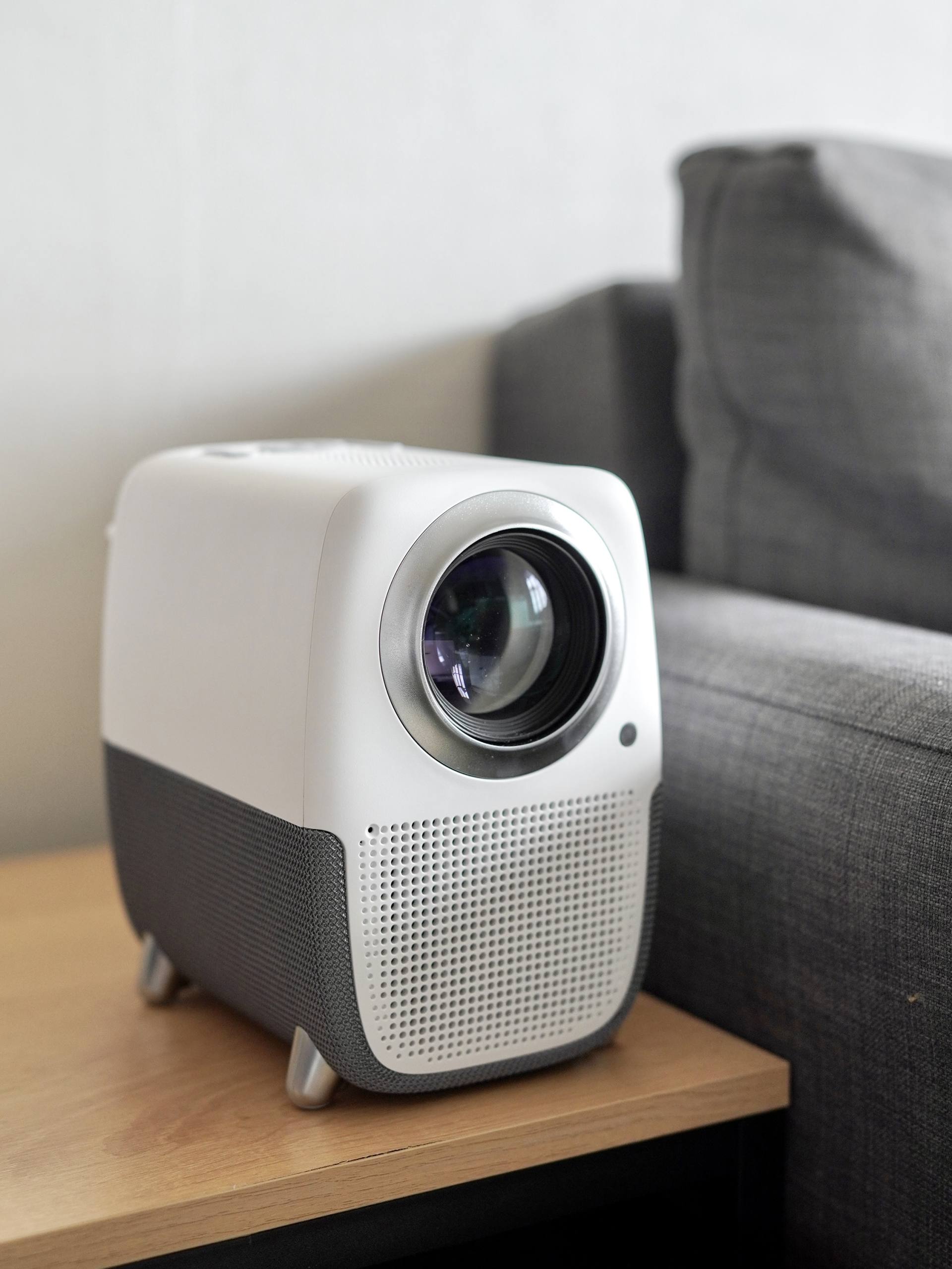 2023性价比最高的投影仪,好用的性价比投影仪