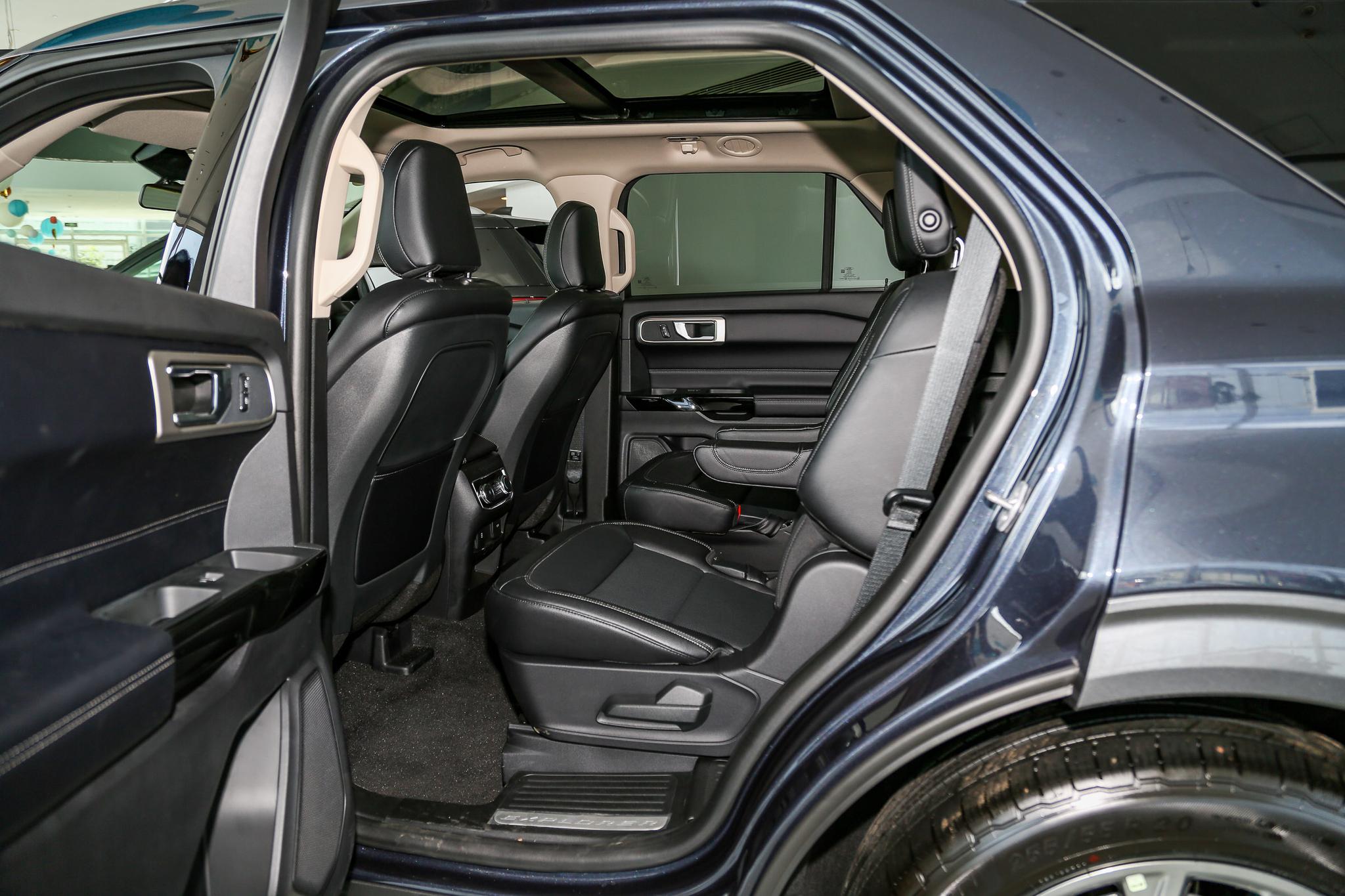 自驾游买SUV，选这3款不会错，3.0T配全时四驱，动力足空间大