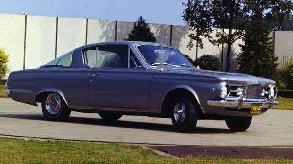 香港皇冠出租车为什么能跑20年,香港出租车为啥都是老皇冠