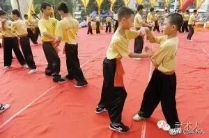 领略会当凌绝顶一览众山小,会当凌绝顶一览众山小的认知