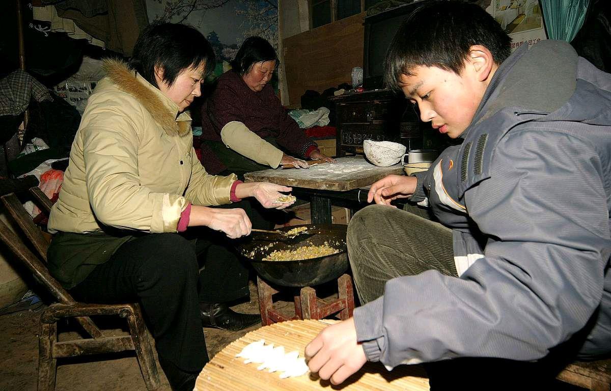 饺子馅出水不香,饺子馅为什么包不进去