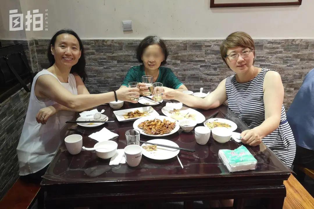 被同龄人刺激,我46岁从国企辞职,卖了上海闹市房,一个人到美国读书