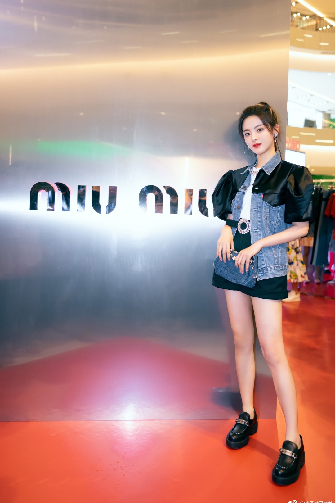 miui升级到哪里了,miumiu最新单品分析