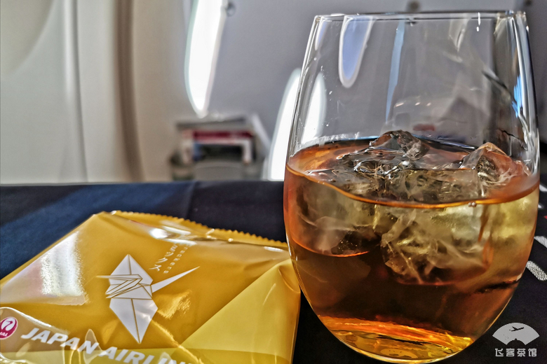 日本航空飞机餐怎么样 (日本东亚国内航空商务舱餐食)