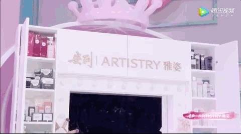 杨蓉哭的视频完整版,杨蓉笑着流泪