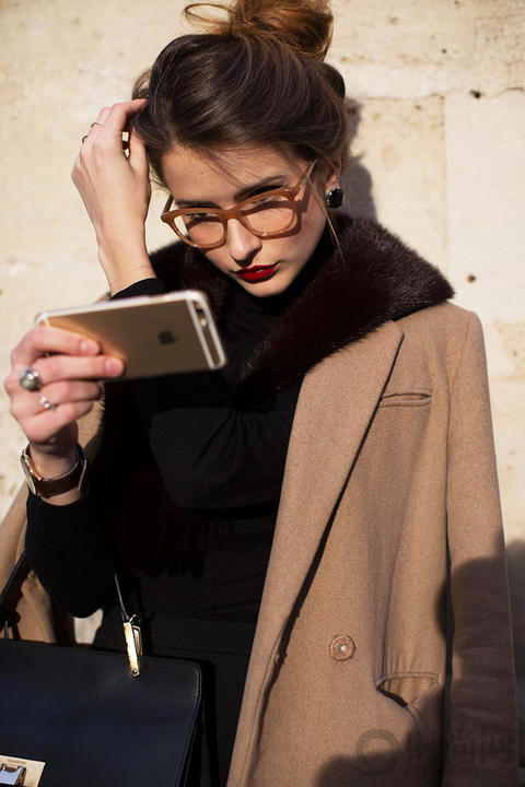 逸阳毛呢大衣外套女装,休闲毛呢外套大衣什么样的好看