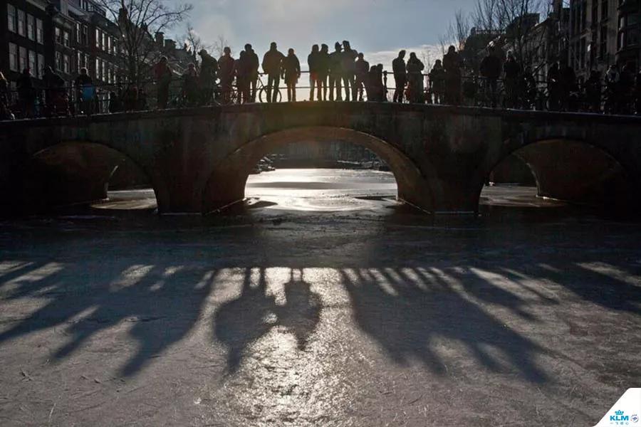 荷兰人滑冰,荷兰人去加拿大工作