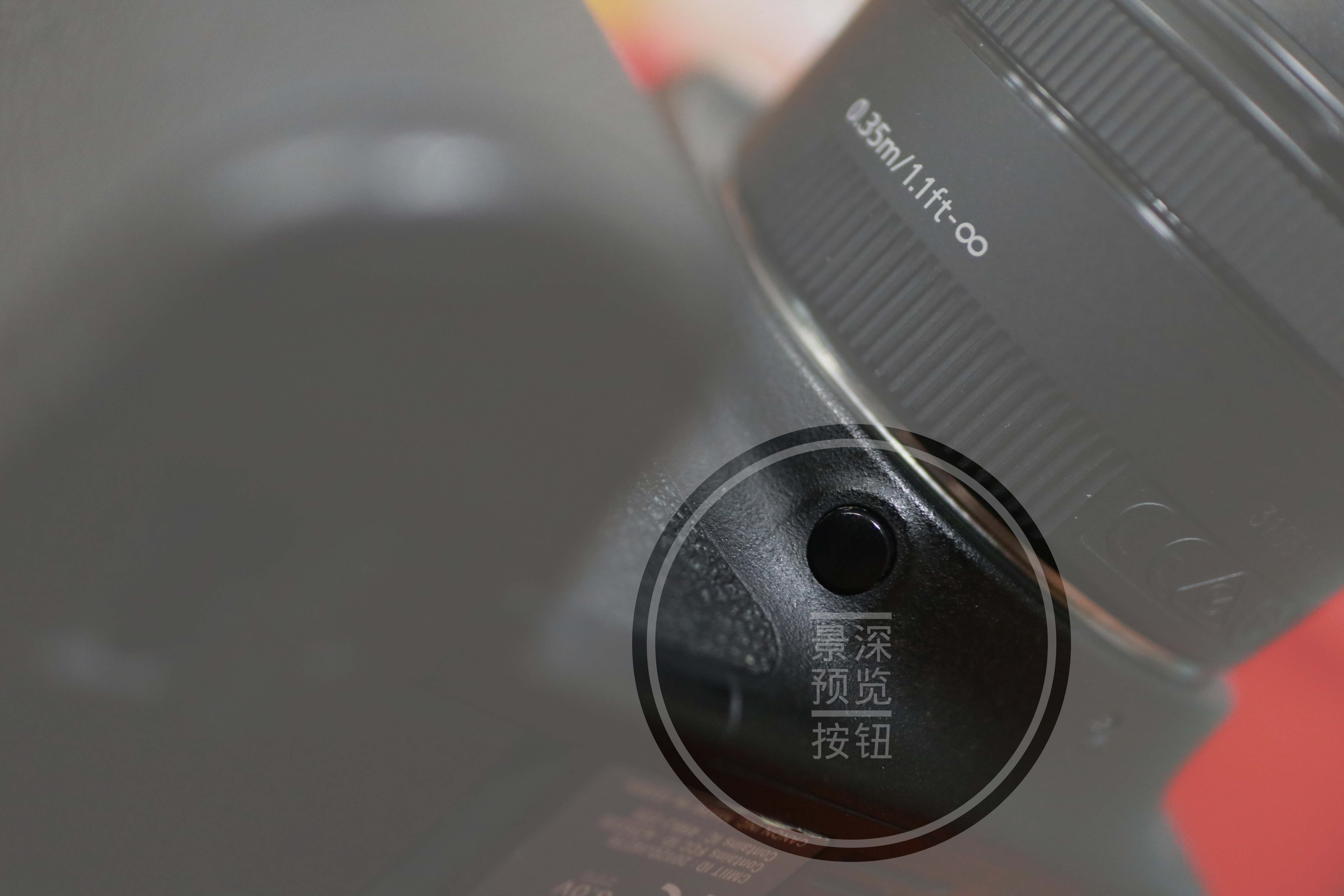 没有触摸屏的相机怎么能快速对焦,单反相机如何固定跟踪对焦