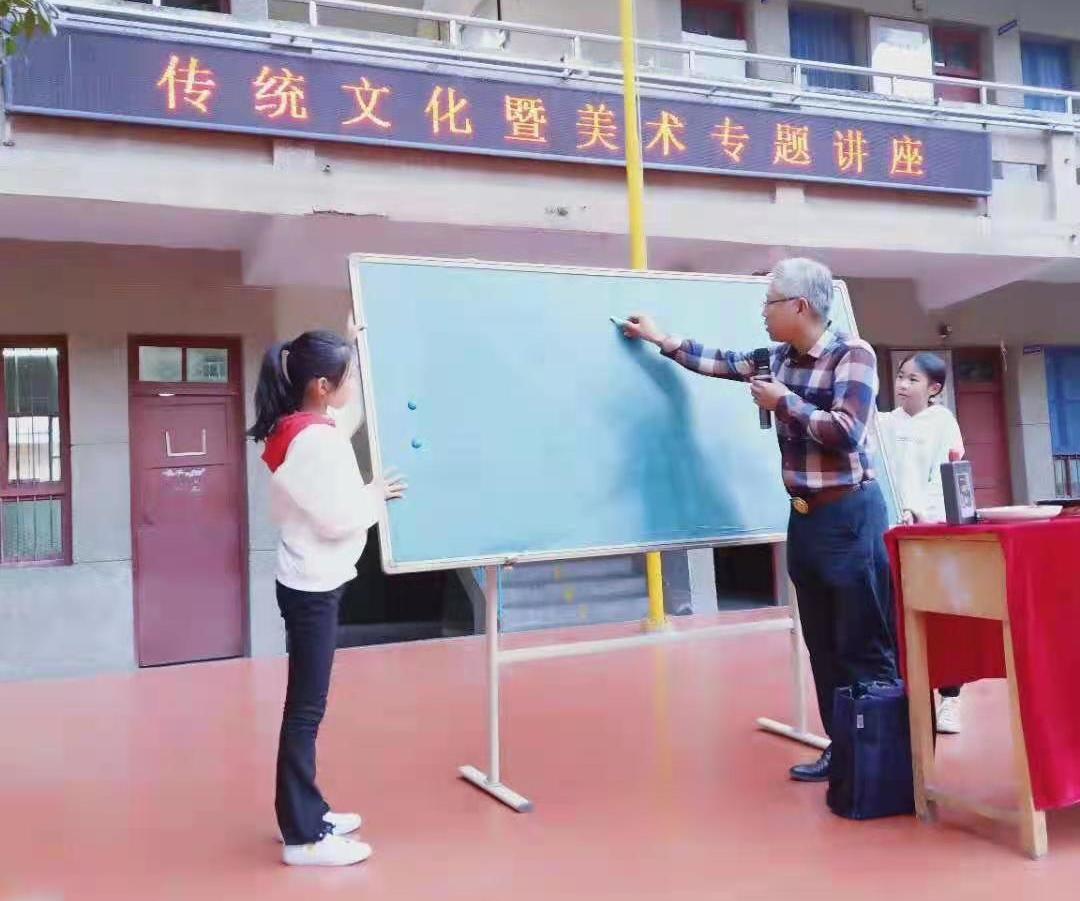 刘世雄绘画作品鉴赏,关于十年磨一剑砥砺再出发的绘画